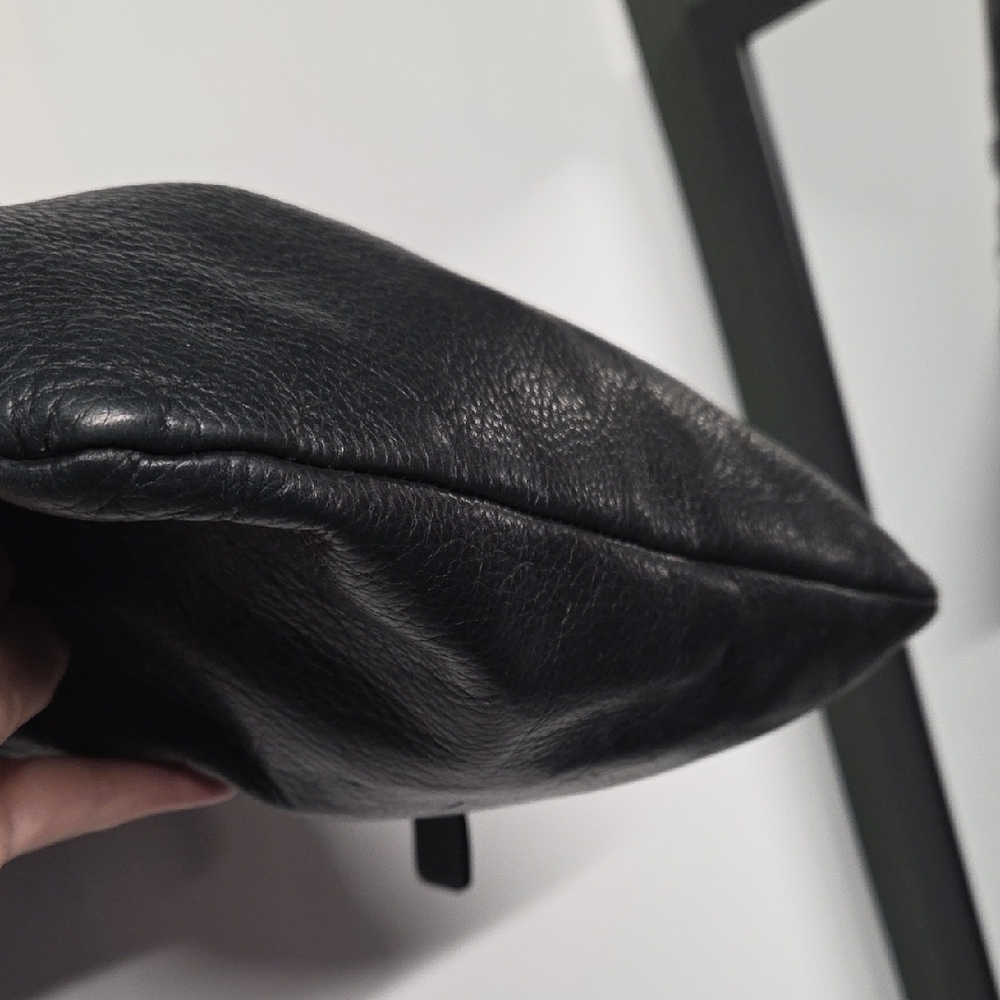 Margot Black Leather Messenger Bag - Picture 3 of 6